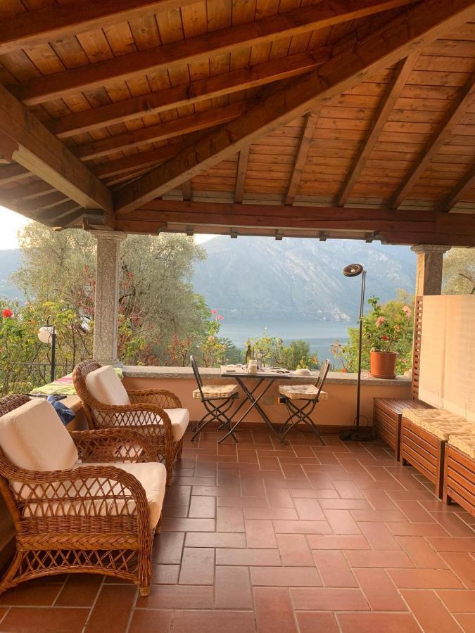 Casa Intignano - Camera Con Bagno E Portico Vista Lago Tremezzo Exteriör bild