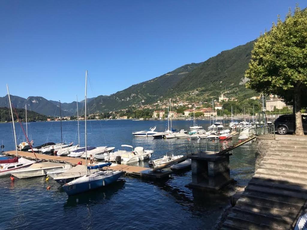 Casa Intignano - Camera Con Bagno E Portico Vista Lago Tremezzo Exteriör bild
