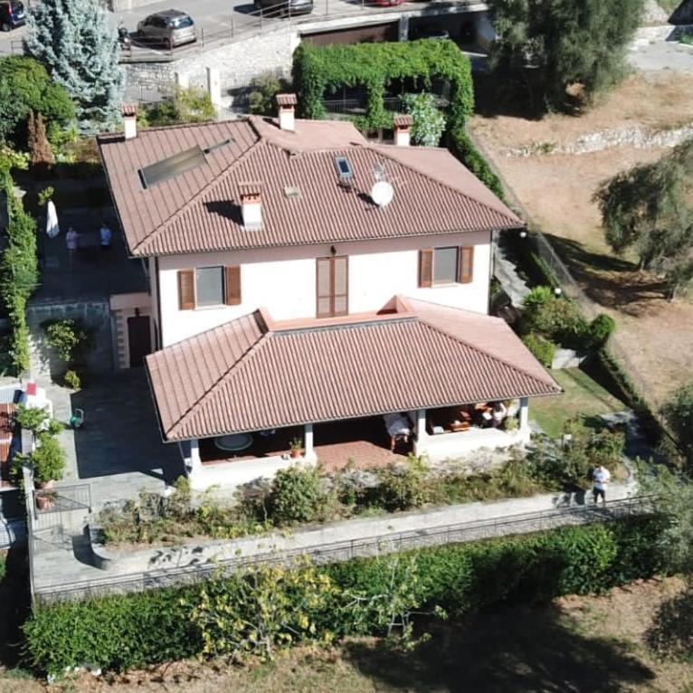 Casa Intignano - Camera Con Bagno E Portico Vista Lago Tremezzo Exteriör bild